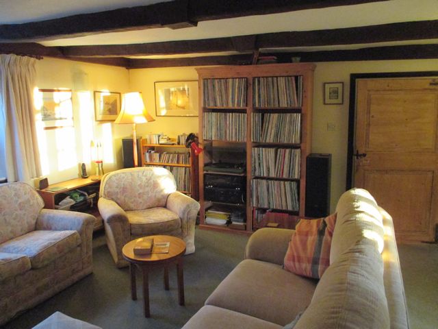 Coles Cottage sitting room